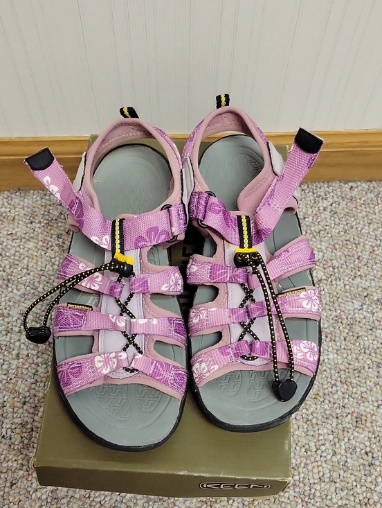 Keen Other - KEEN Kids Purple Floral Zuma Sport Sandals Sz 6, Women's 8. Summer Beach Swim